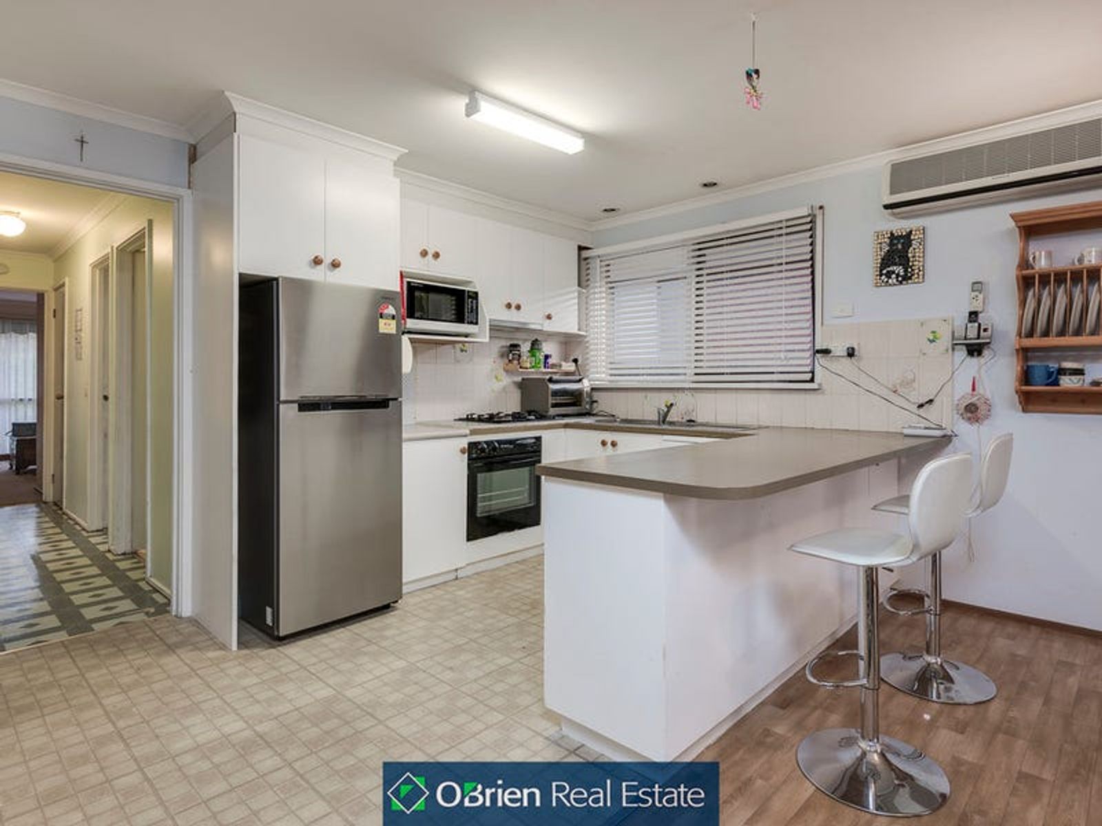 9 Glasgow Court, Endeavour Hills, VIC 3802, Endeavour Hills - Thumbnail 2