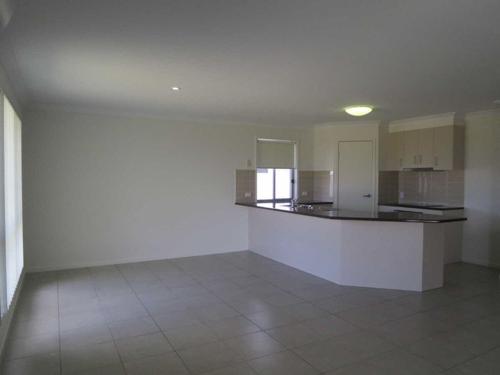 13 Elizabeth Street, Mirani QLD 4754, Mirani - Thumbnail 3
