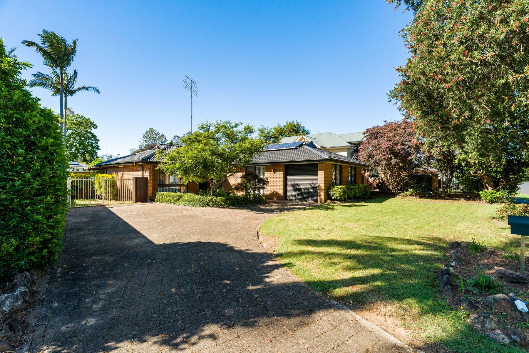 90 Gardenia Avenue, Emu Plains - Image 1