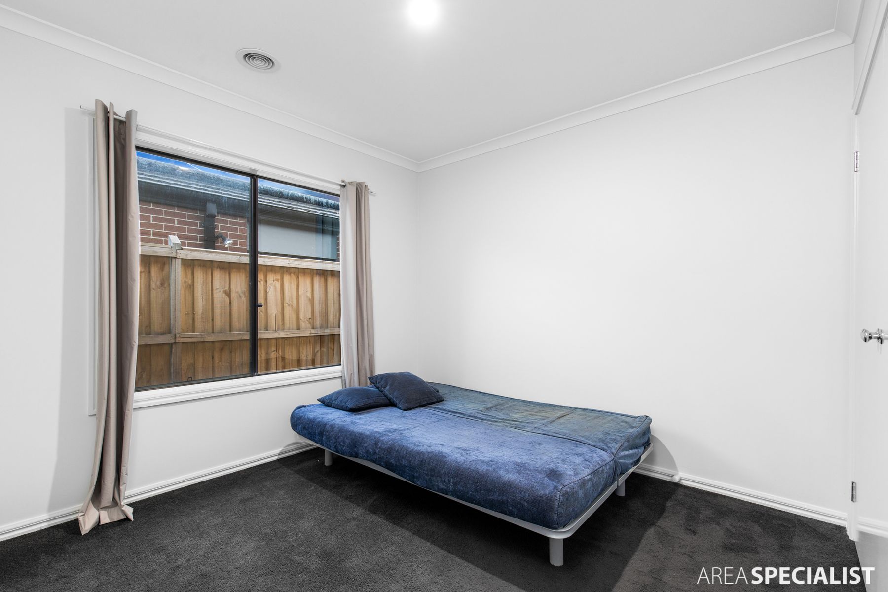 40 Tiverton Terrace, Werribee, VIC 3030, Werribee - Thumbnail 6