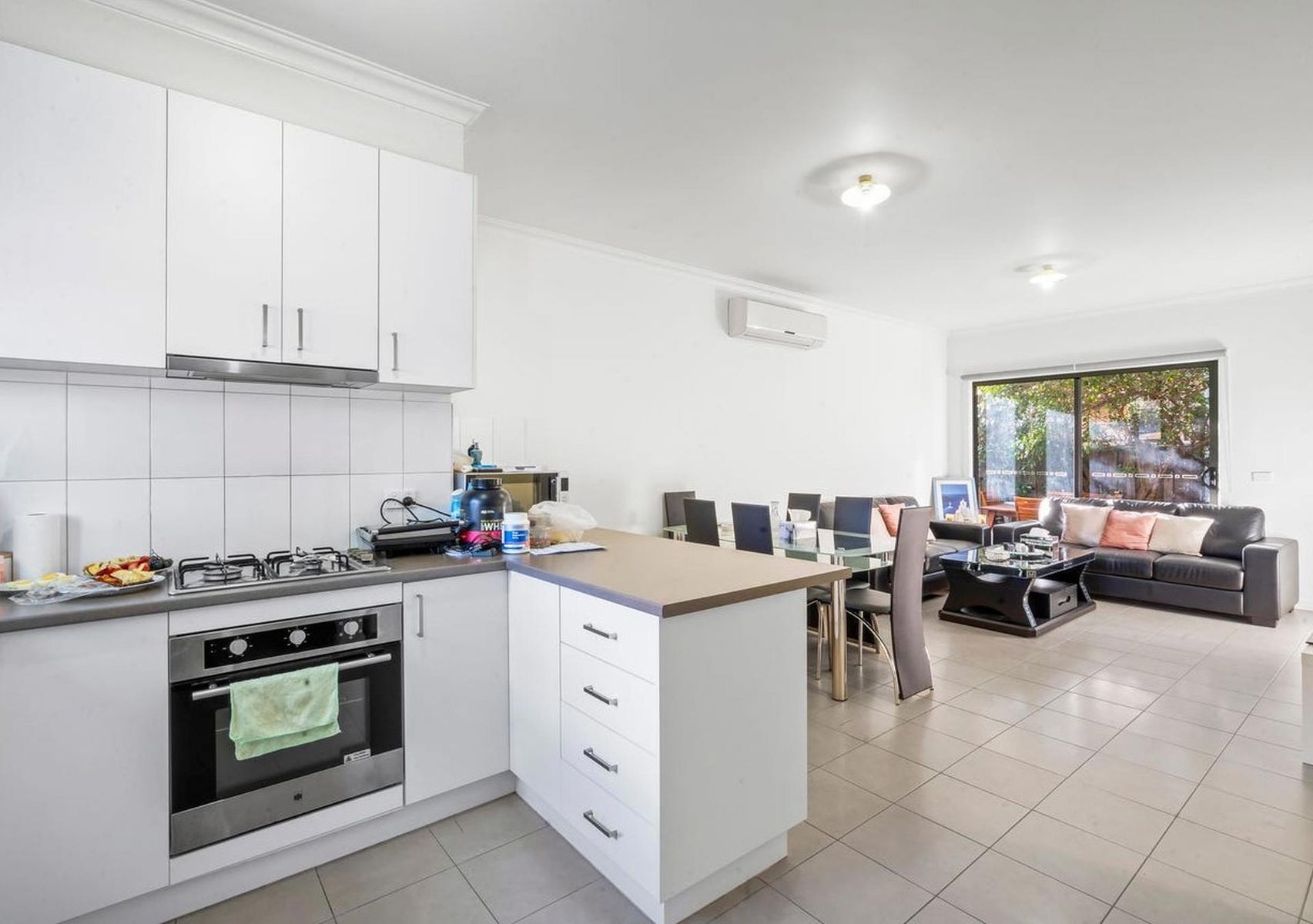 3/45 Nepean  Street, Broadmeadows VIC 3047, Broadmeadows - Thumbnail 2