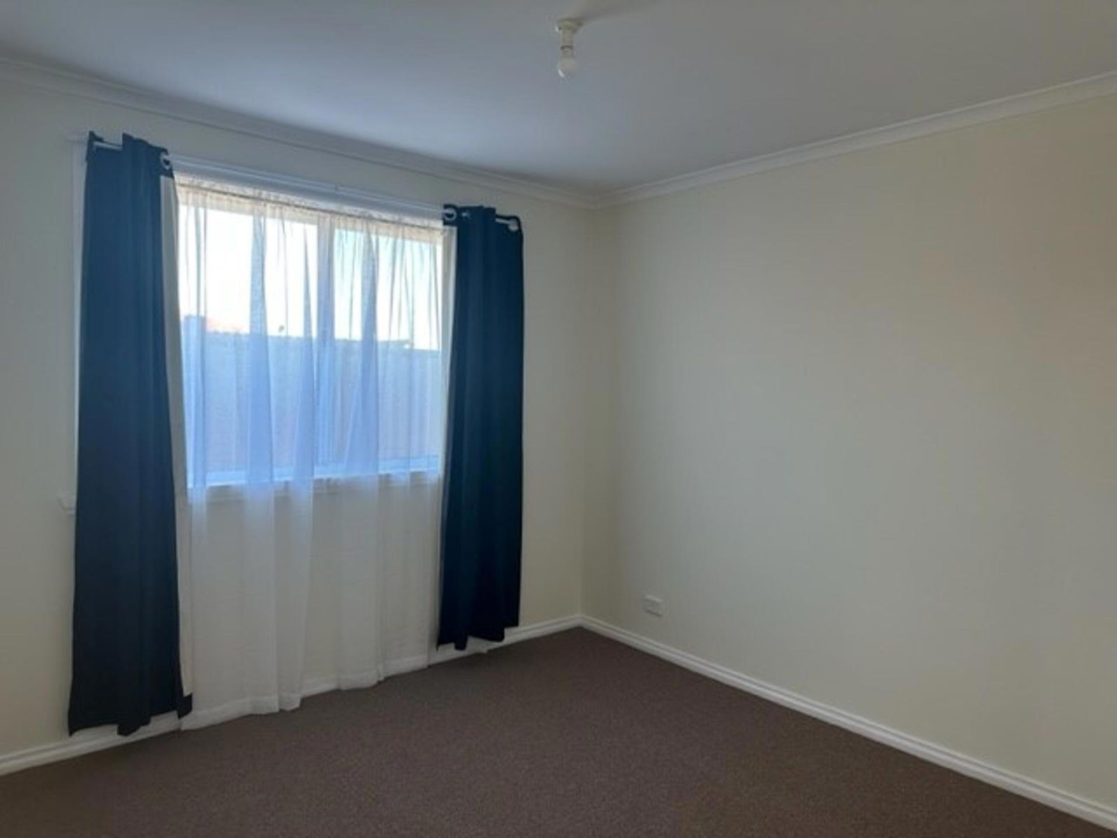 15 Simpson Court, Meadow Heights VIC 3048, Meadow Heights - Thumbnail 4