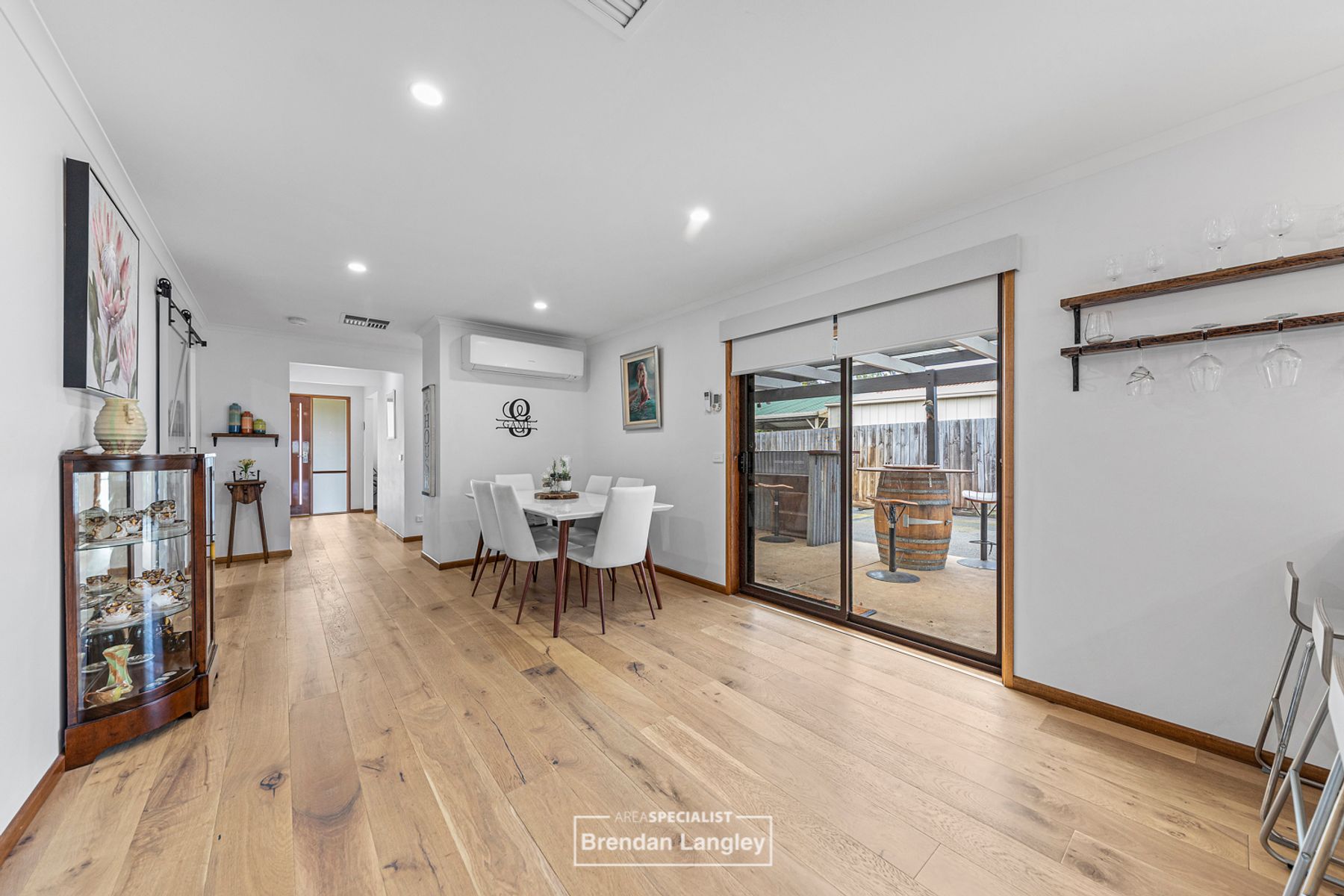 8 South Anderson Court, Cranbourne, VIC 3977, Cranbourne - Thumbnail 8