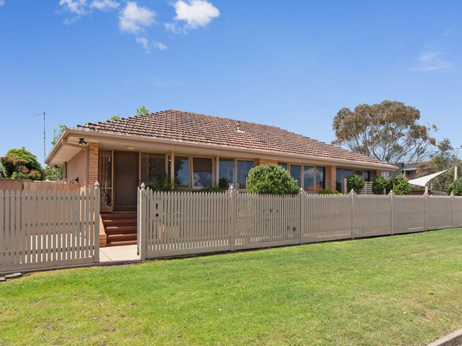 11 Beach Grove, Mornington, VIC 3931, Mornington - Thumbnail 3