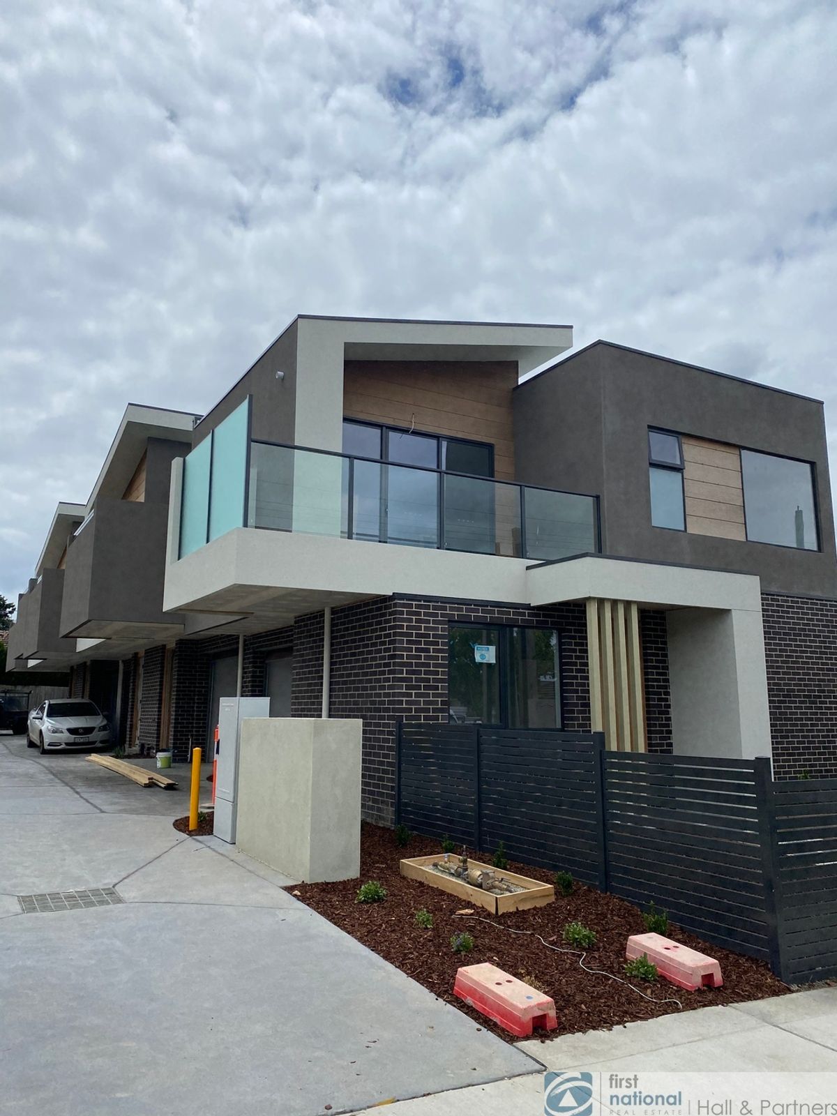 2/5 Masters Street, Dandenong VIC 3175