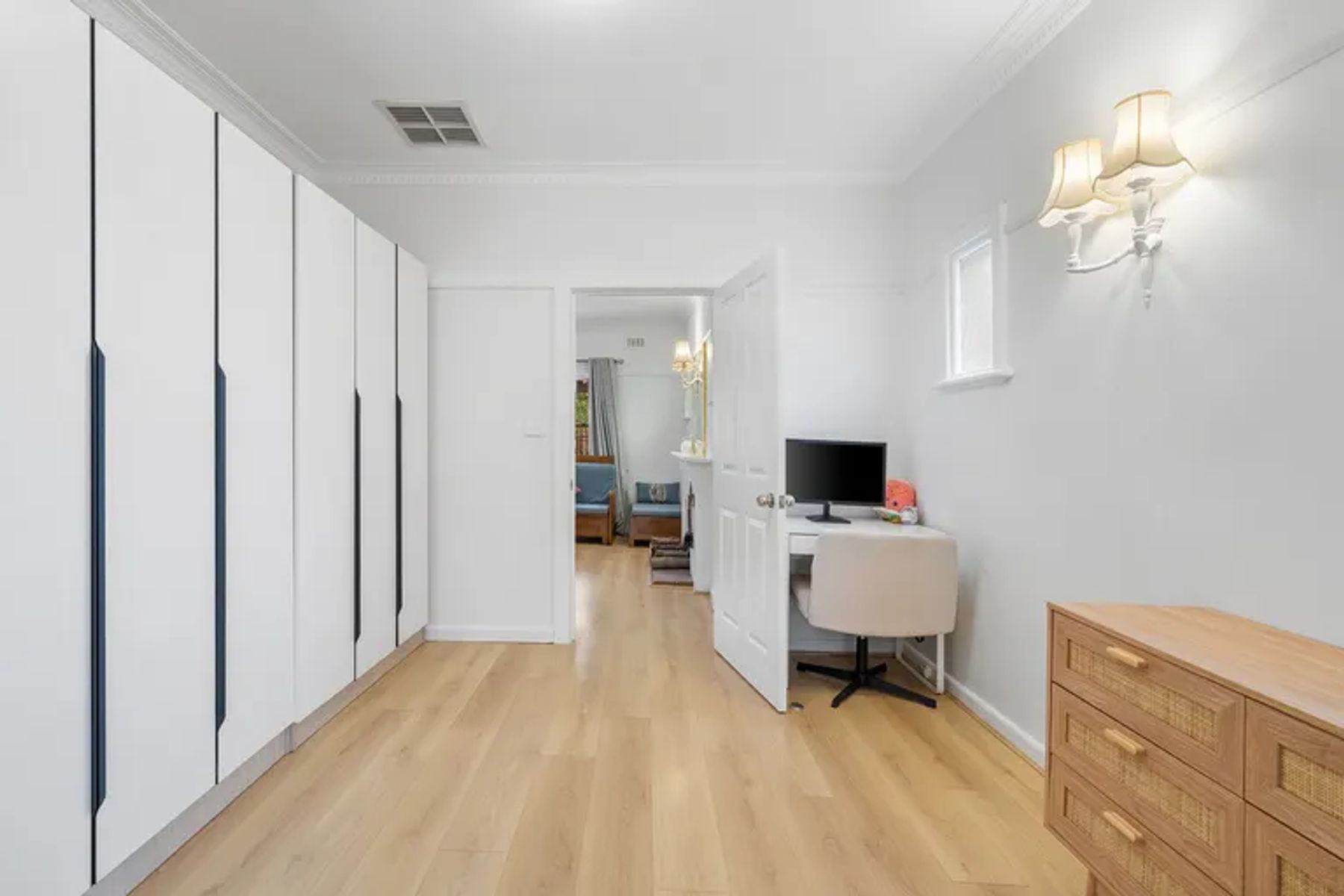 452 Middleborough Road, Blackburn VIC 3130, Blackburn - Thumbnail 4