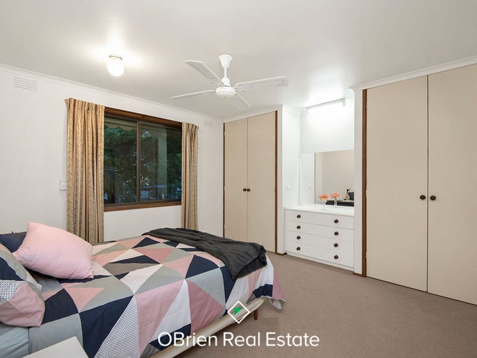 7 Cumberland Way, Endeavour Hills, VIC 3802, Endeavour Hills - Thumbnail 4