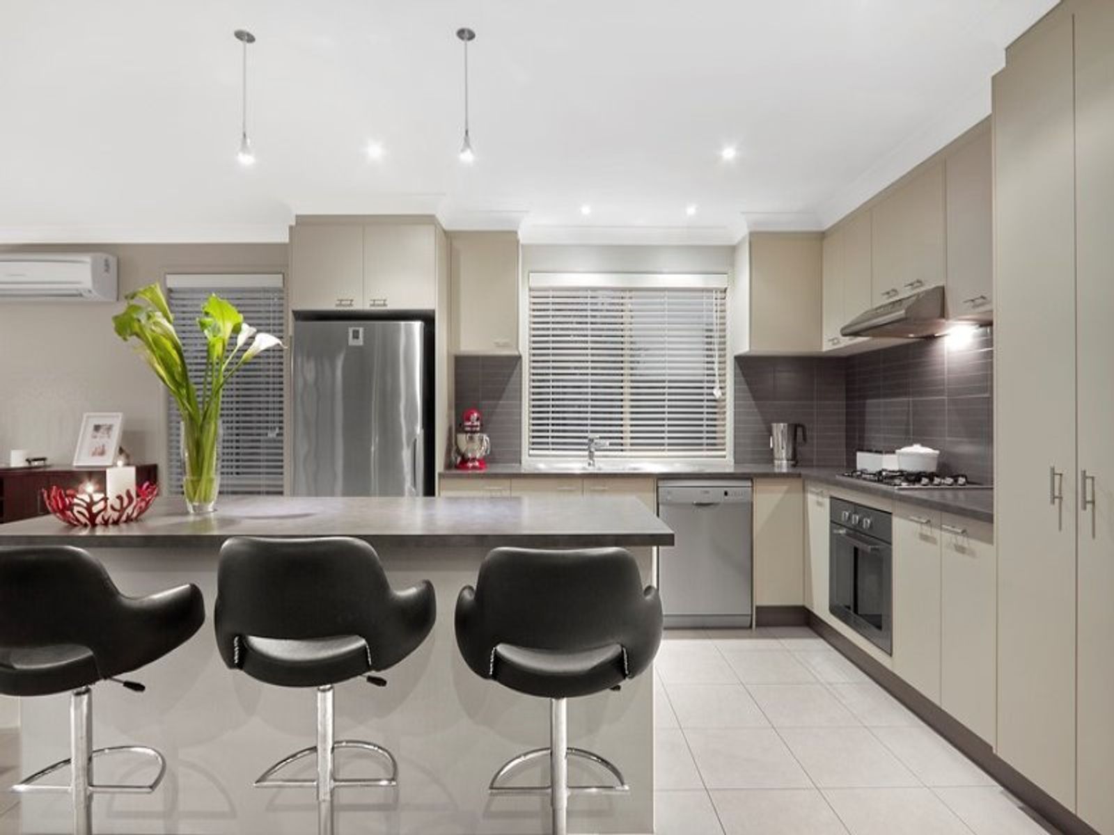 9 Mountainview Terrace, Keysborough, VIC 3173, Keysborough - Thumbnail 3