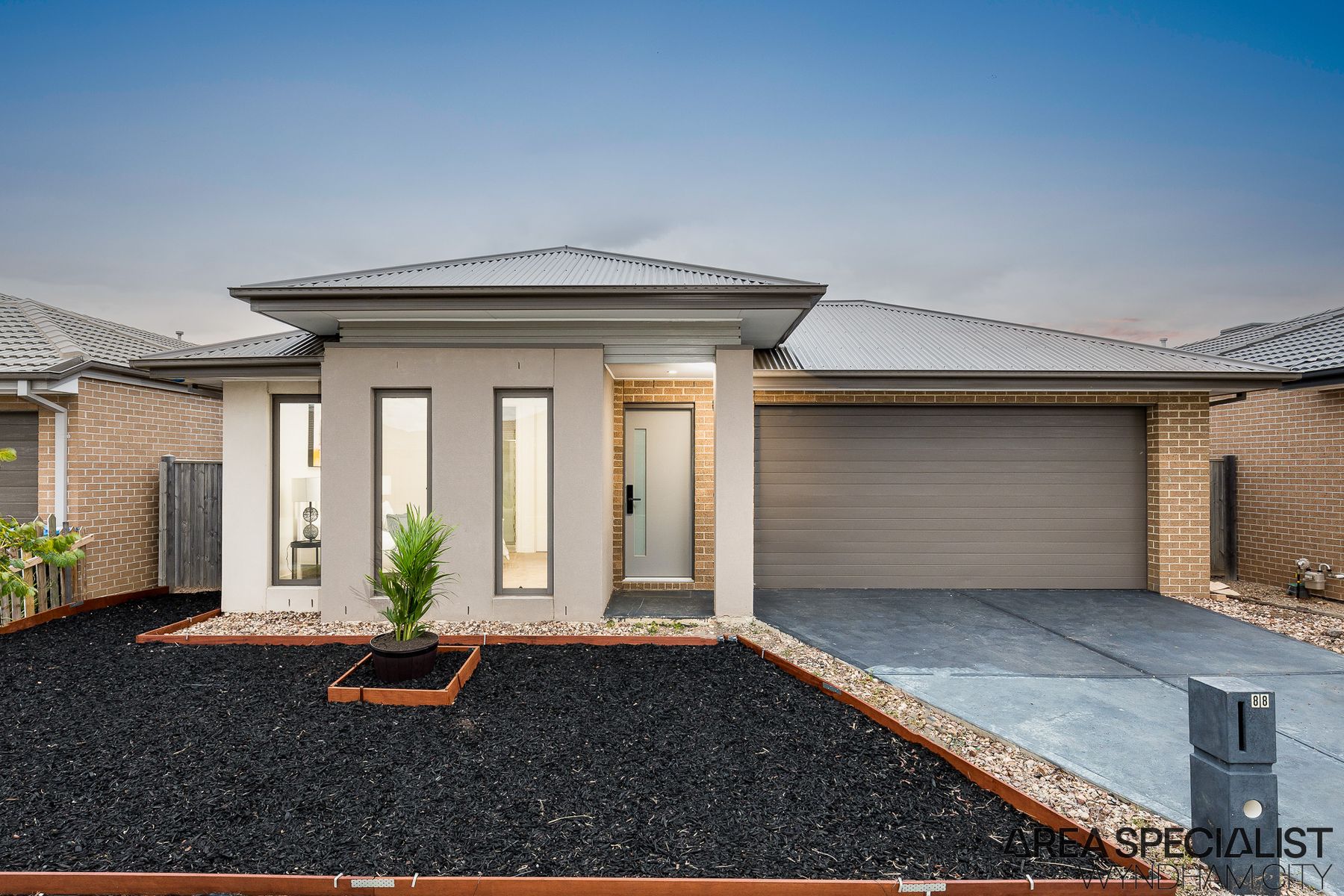 88 Middleton Drive, Point Cook, VIC 3030, Point Cook - Thumbnail 2