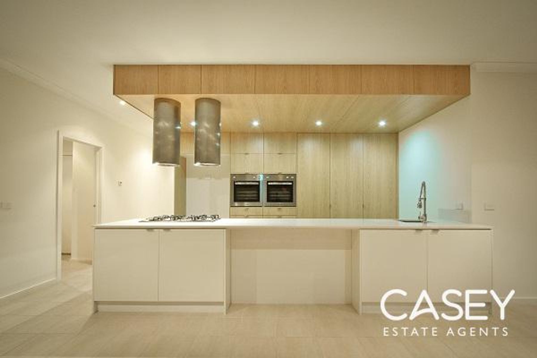 4 Kindred Avenue, Cranbourne North - Thumbnail 3