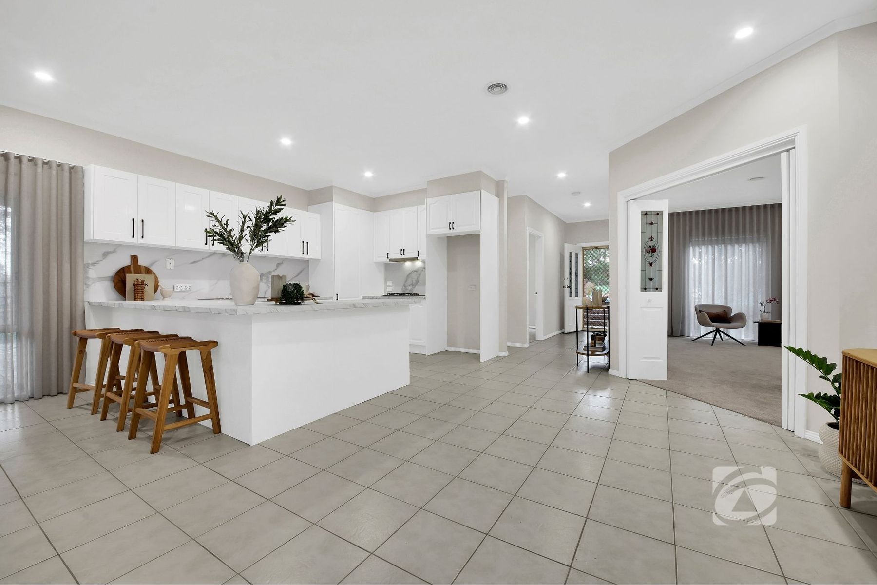 81 Earlsfield Drive, Berwick VIC 3806, Berwick - Thumbnail 5