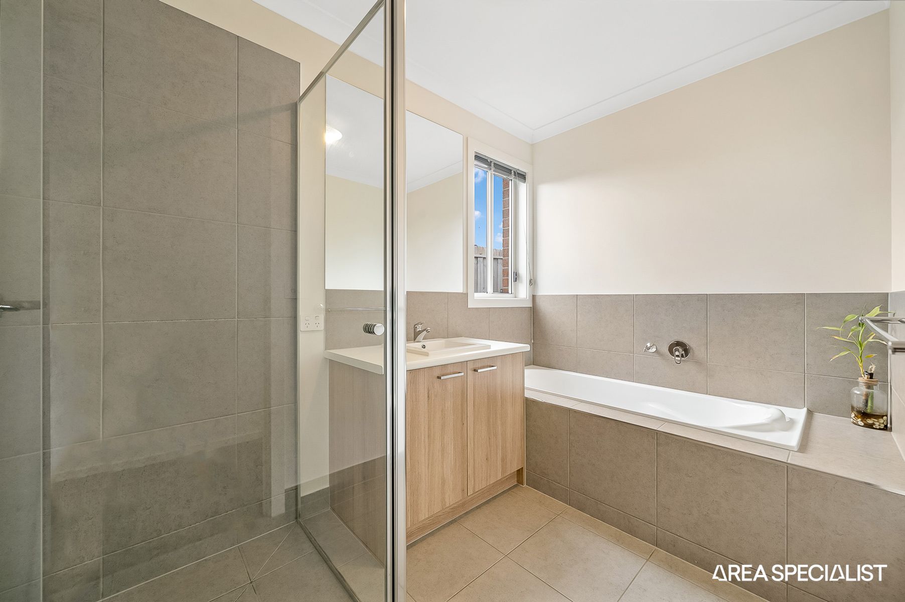 30 Gaudi Boulevard, Corinella, VIC 3984, Corinella - Thumbnail 4