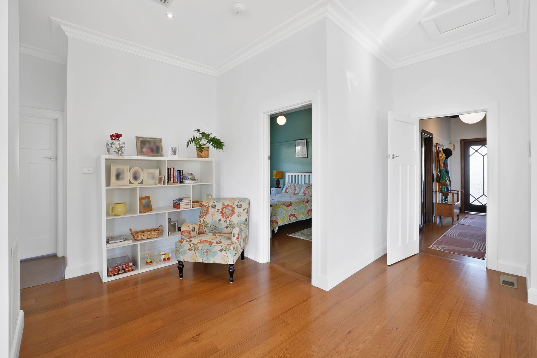 38 Peace Avenue, Warragul, Warragul - Thumbnail 8