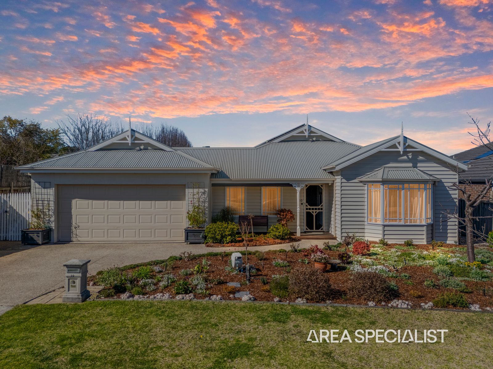 10 Landy Circuit, Pakenham, VIC 3810, Pakenham - Thumbnail 2