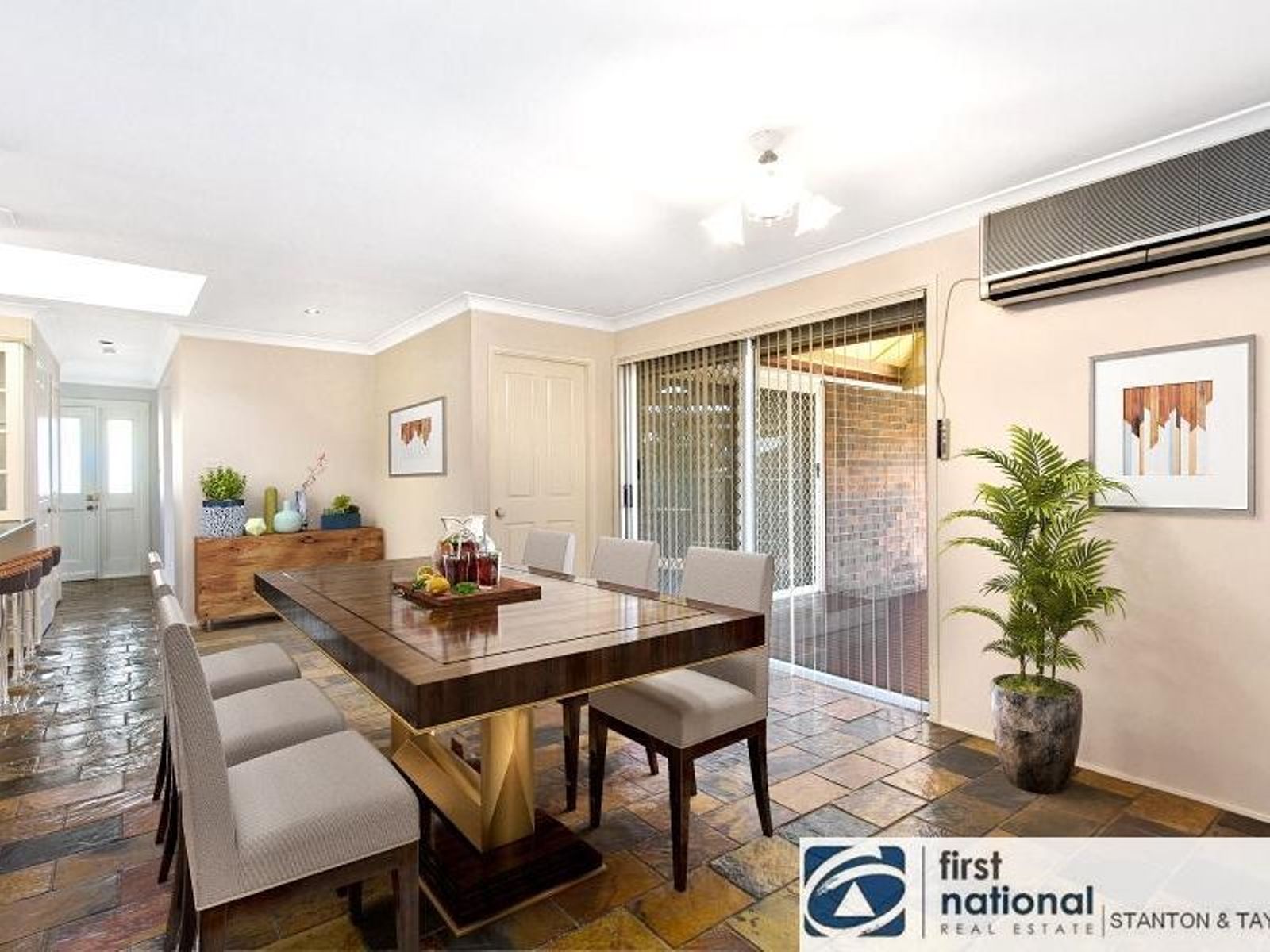 6 Bronsgrove Close, South Penrith - Thumbnail 7