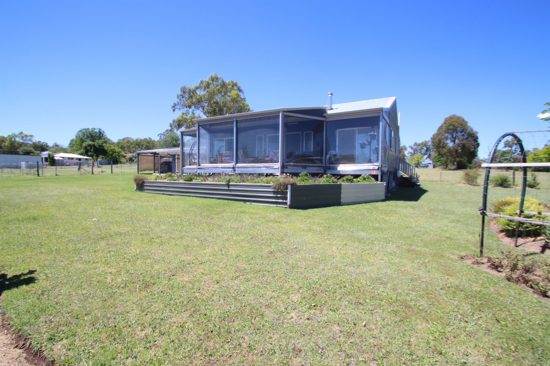 67A Clive Street, Tenterfield NSW 2372, Tenterfield - Thumbnail 3