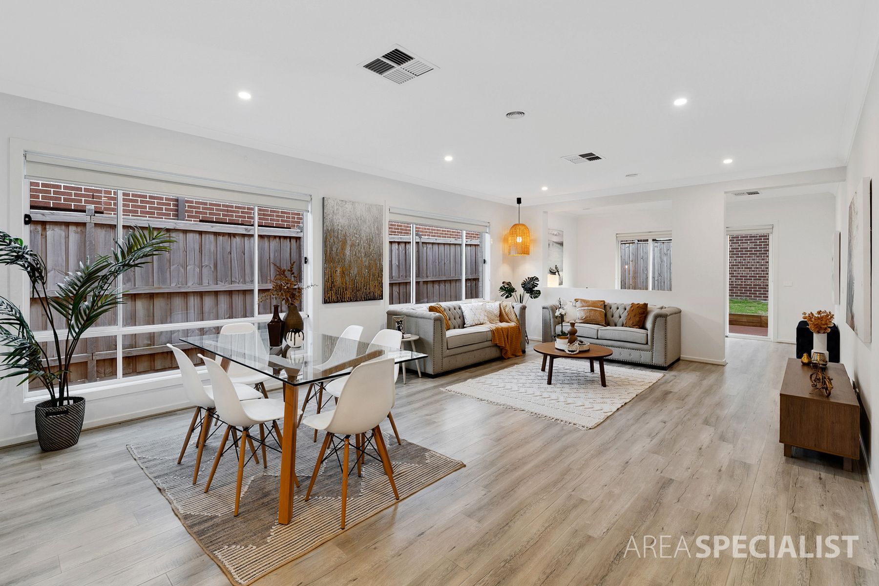 28 Grabke Avenue, Clyde North, VIC 3978, Clyde North - Thumbnail 6