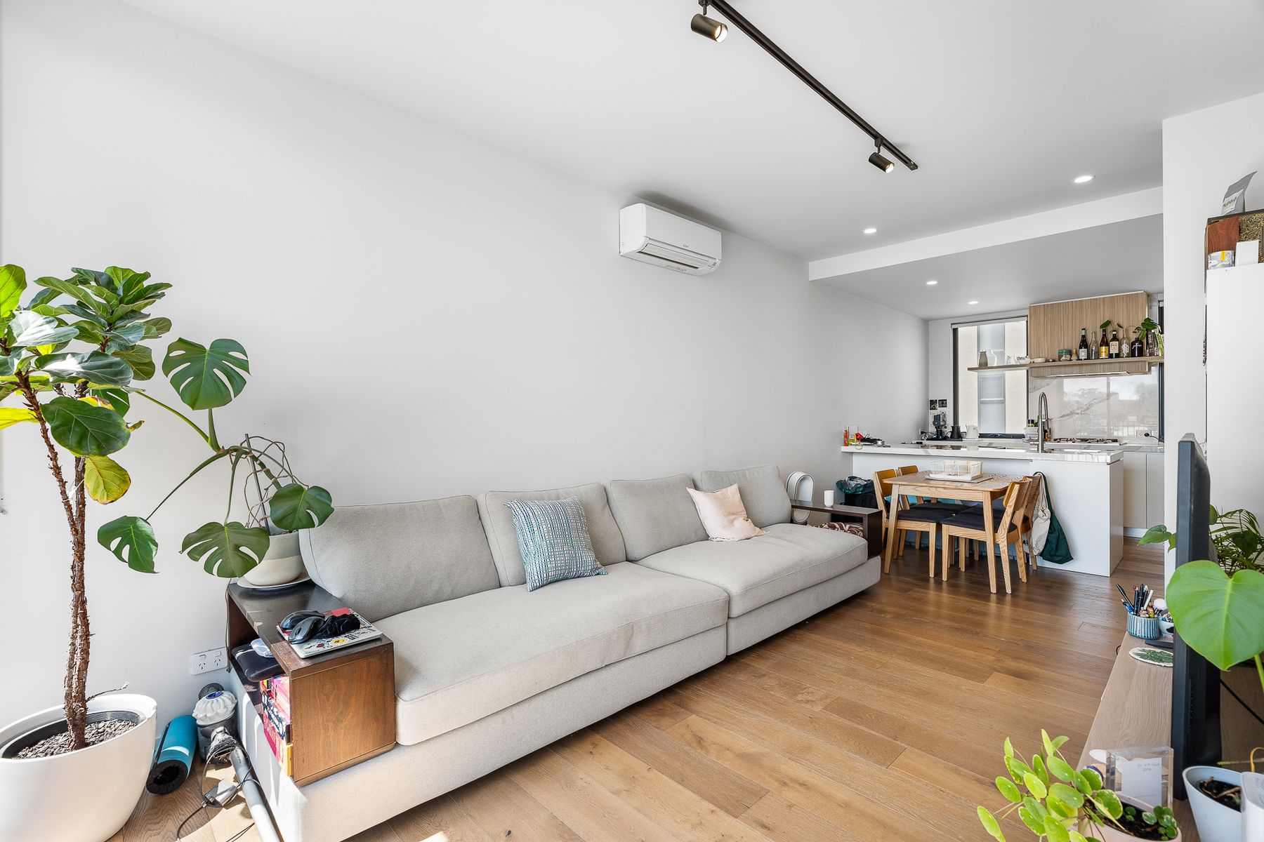 4 Potter Walk, Alphington, Alphington - Thumbnail 2
