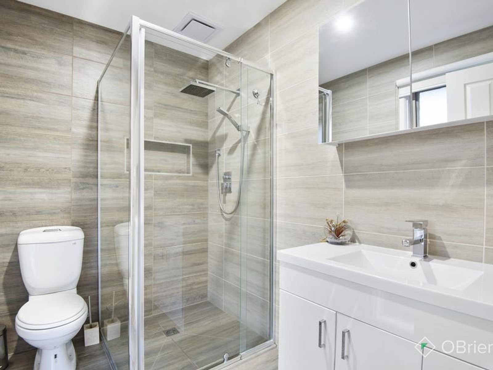 118 Gleneagles Drive, Endeavour Hills, VIC 3802, Endeavour Hills - Thumbnail 7