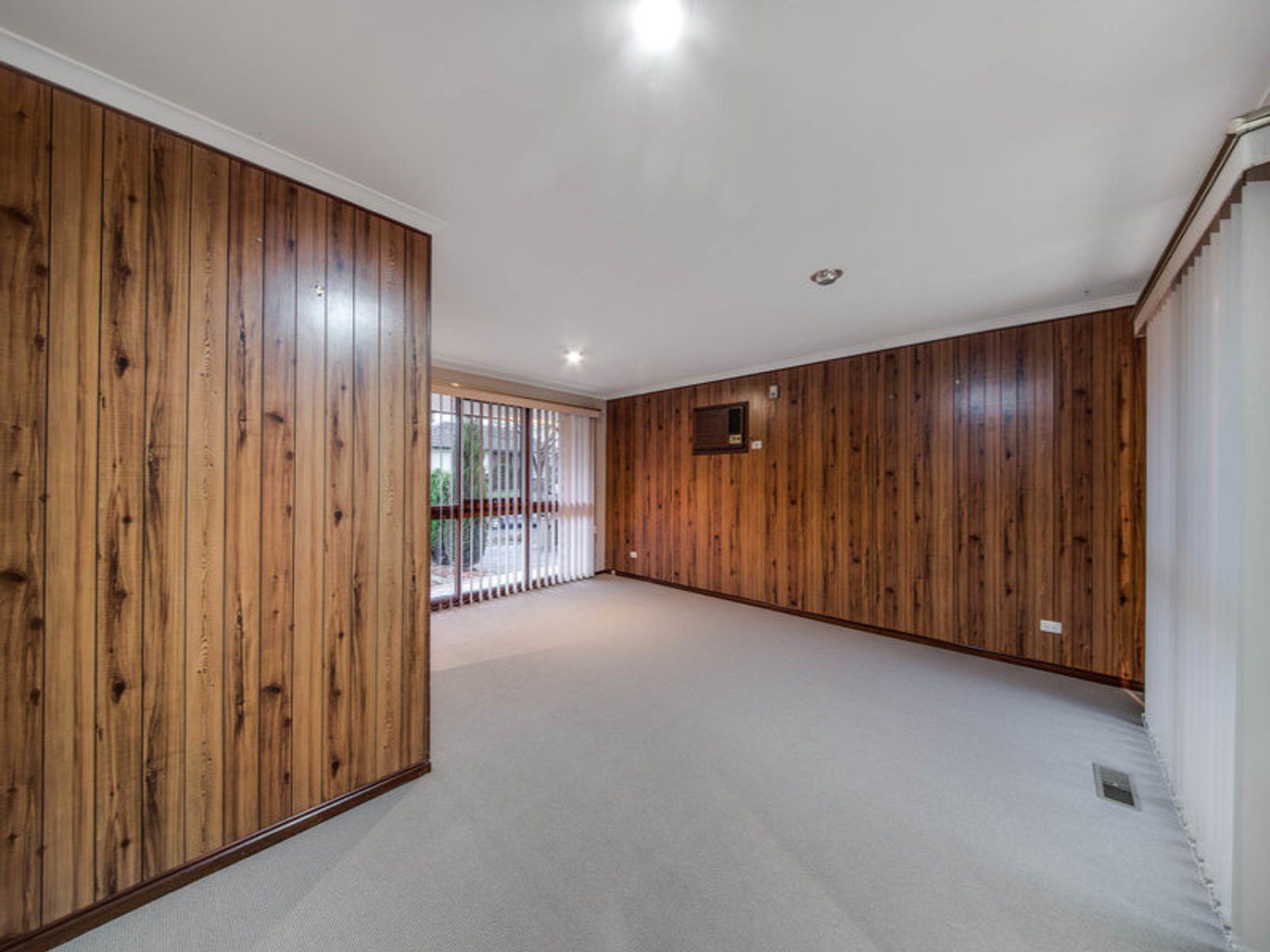 10 Illawarra Crescent, Dandenong North, VIC 3175, Dandenong North - Thumbnail 3