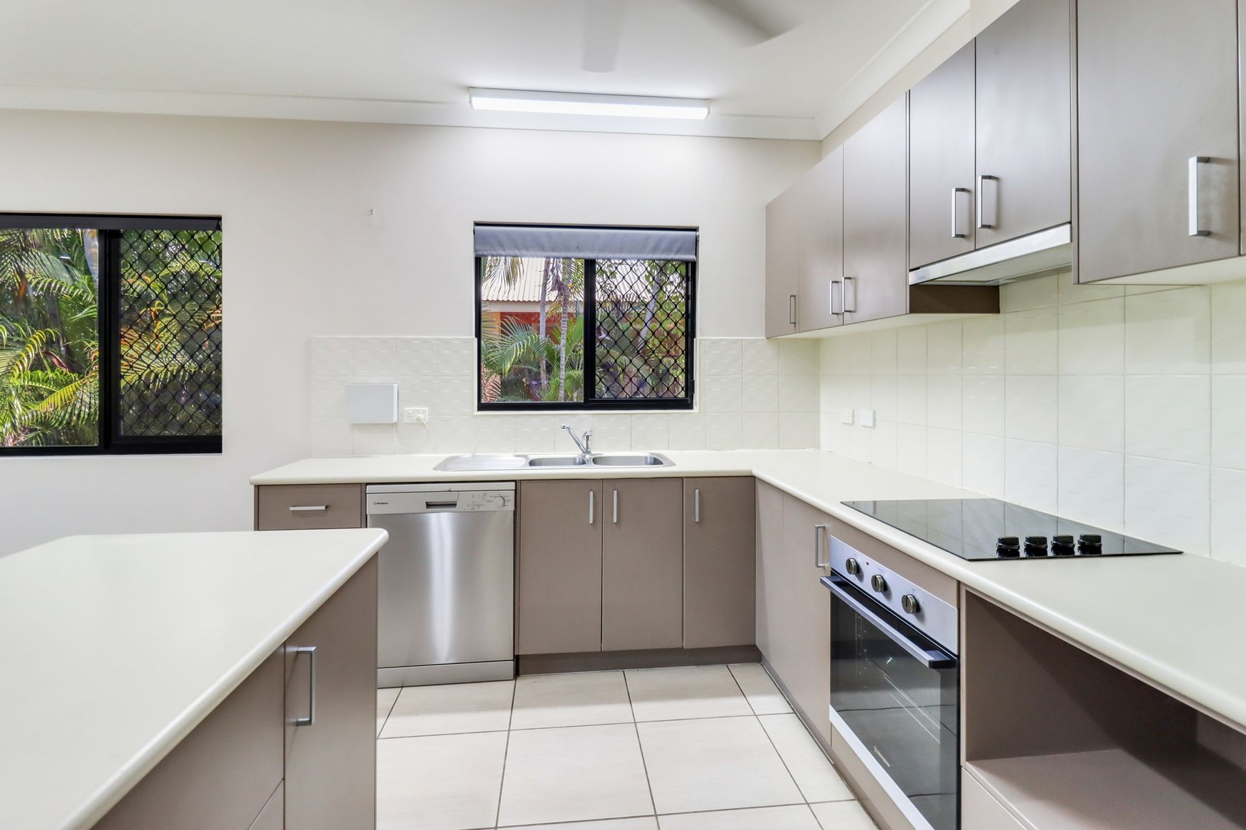 1/33 Kenbi Place, Rosebery, NT 0832, Rosebery - Thumbnail 2