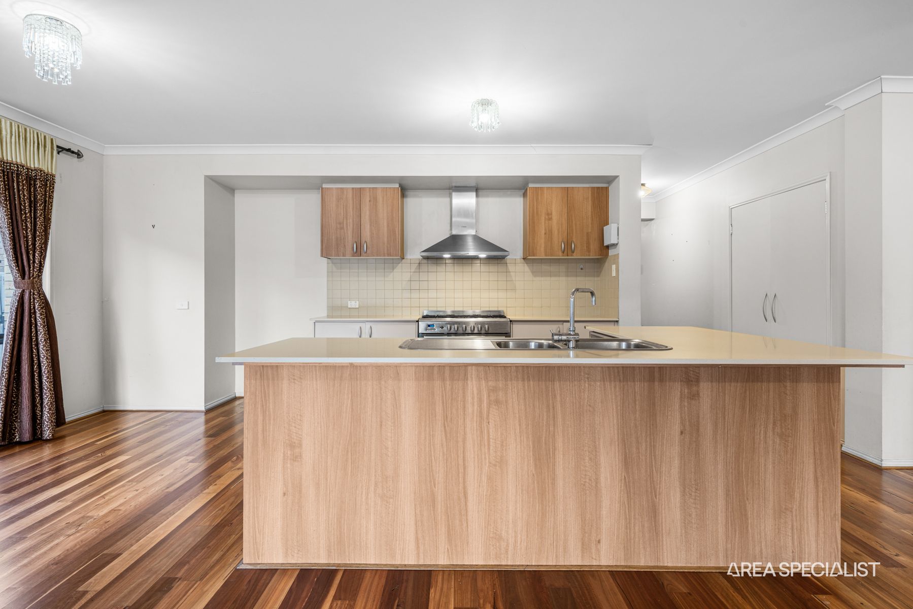 12 Mirror Avenue, Tarneit, VIC 3029, Tarneit - Thumbnail 7