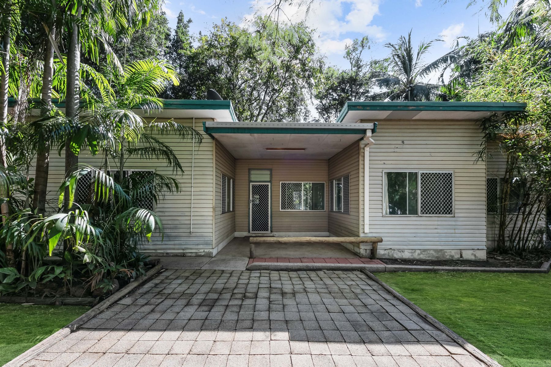 6 Merry Place, Rapid Creek, NT 0810, Rapid Creek - Thumbnail 2