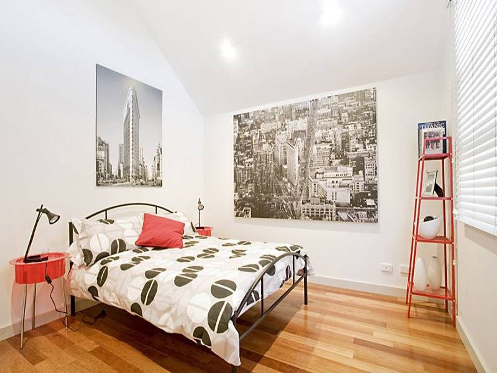 6 Gordon Crescent, Kensington - Thumbnail 8
