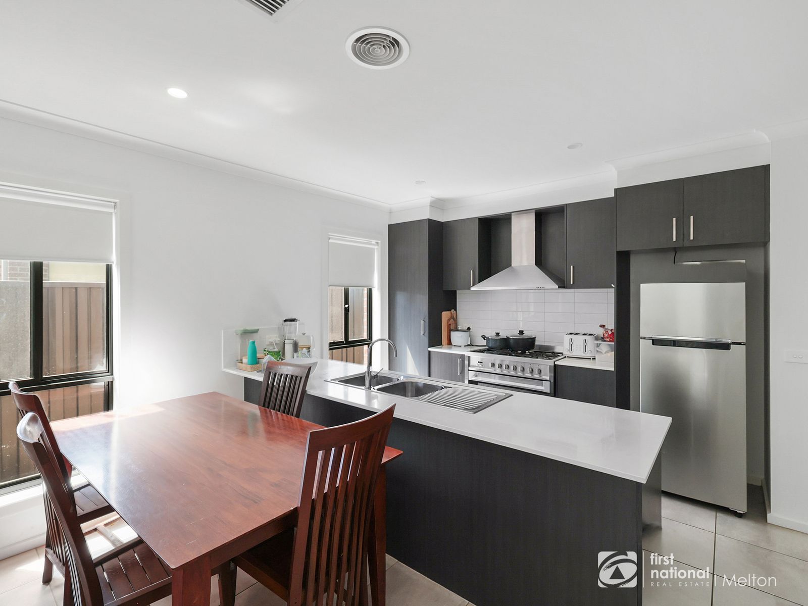 4 Monaco Grove, Strathtulloh VIC 3338, Strathtulloh - Thumbnail 3