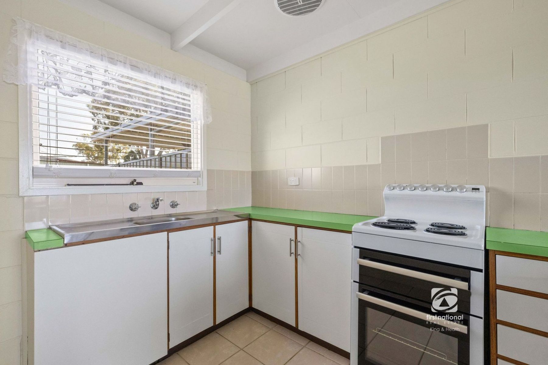 1/115 Main Road, Paynesville VIC 3880, Paynesville - Thumbnail 3