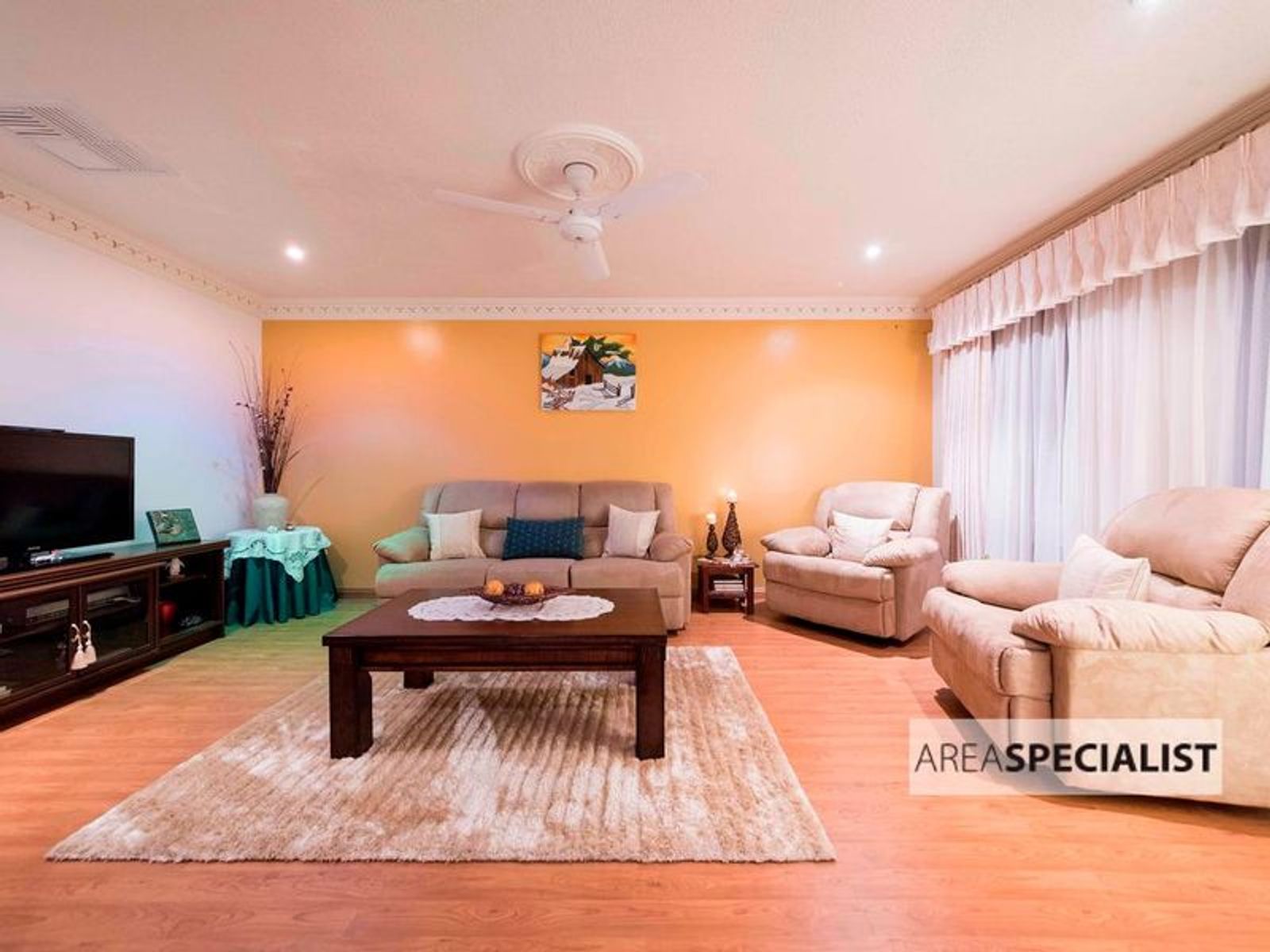 8 Matthew Court, Hampton Park, VIC 3976, Hampton Park - Thumbnail 2
