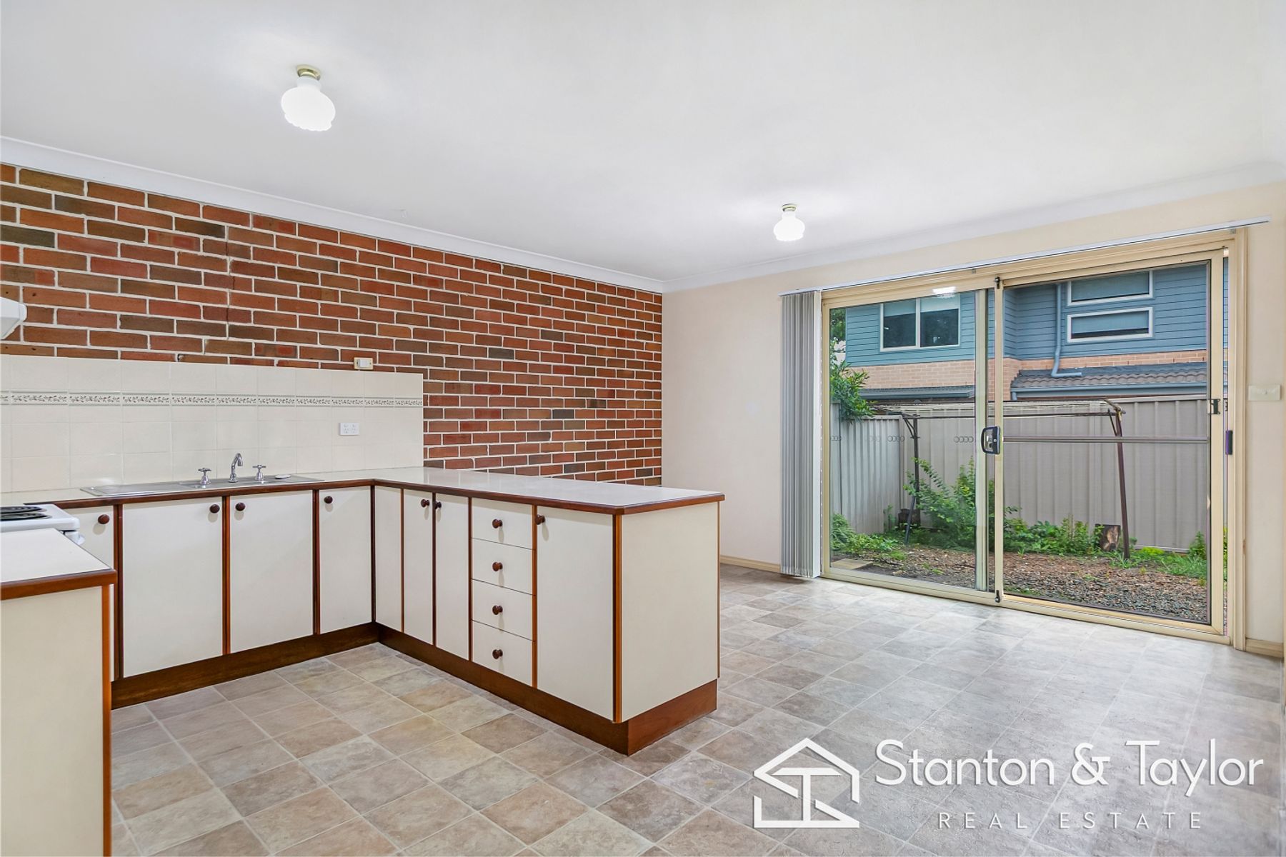 2/5 Stafford Street, Kingswood - Thumbnail 4