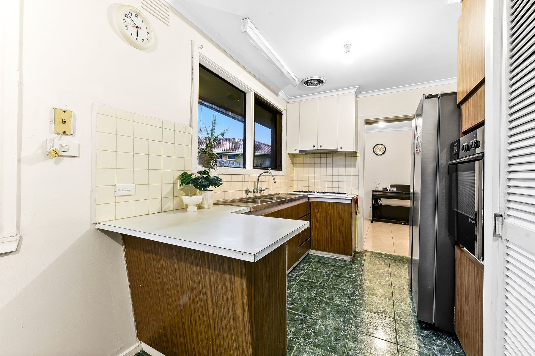 18 Alderney Road, Springvale South, VIC 3172, Springvale South - Thumbnail 5