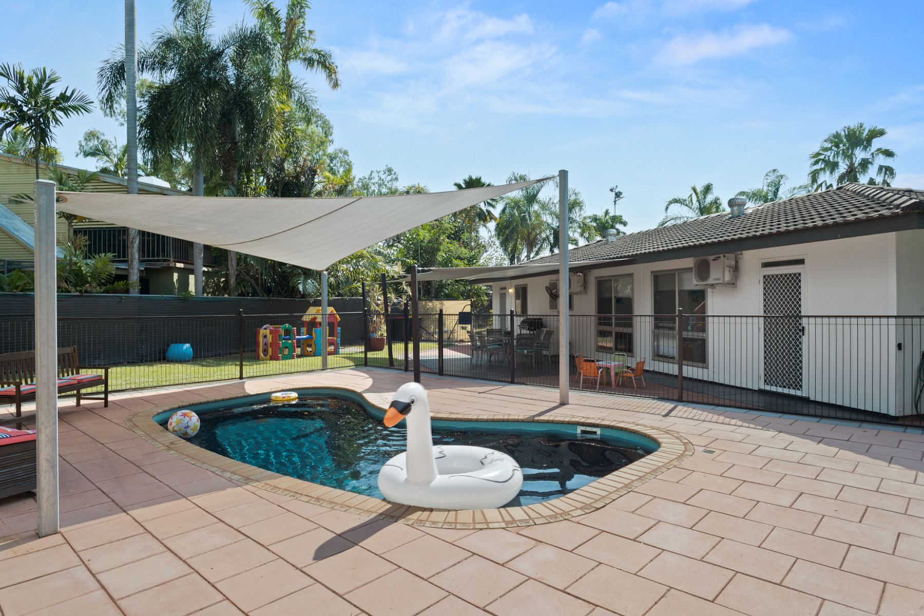 30 Hodgson Drive, Leanyer NT 0812, Leanyer - Thumbnail 2