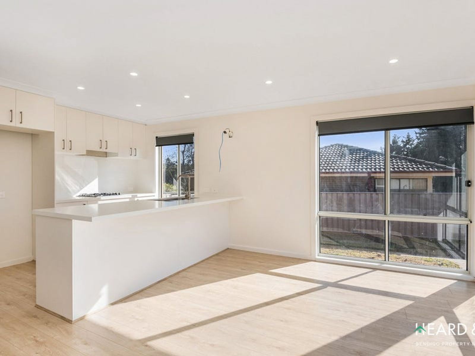 102 Stray Street, Long Gully, VIC 3550, Long Gully - Thumbnail 3