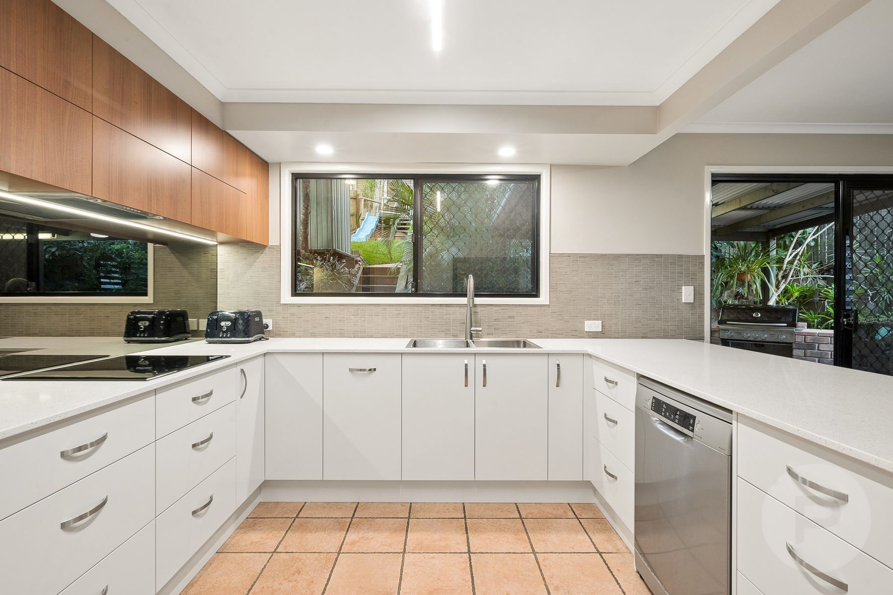 21 Mannion Street, Red Hill - Thumbnail 5