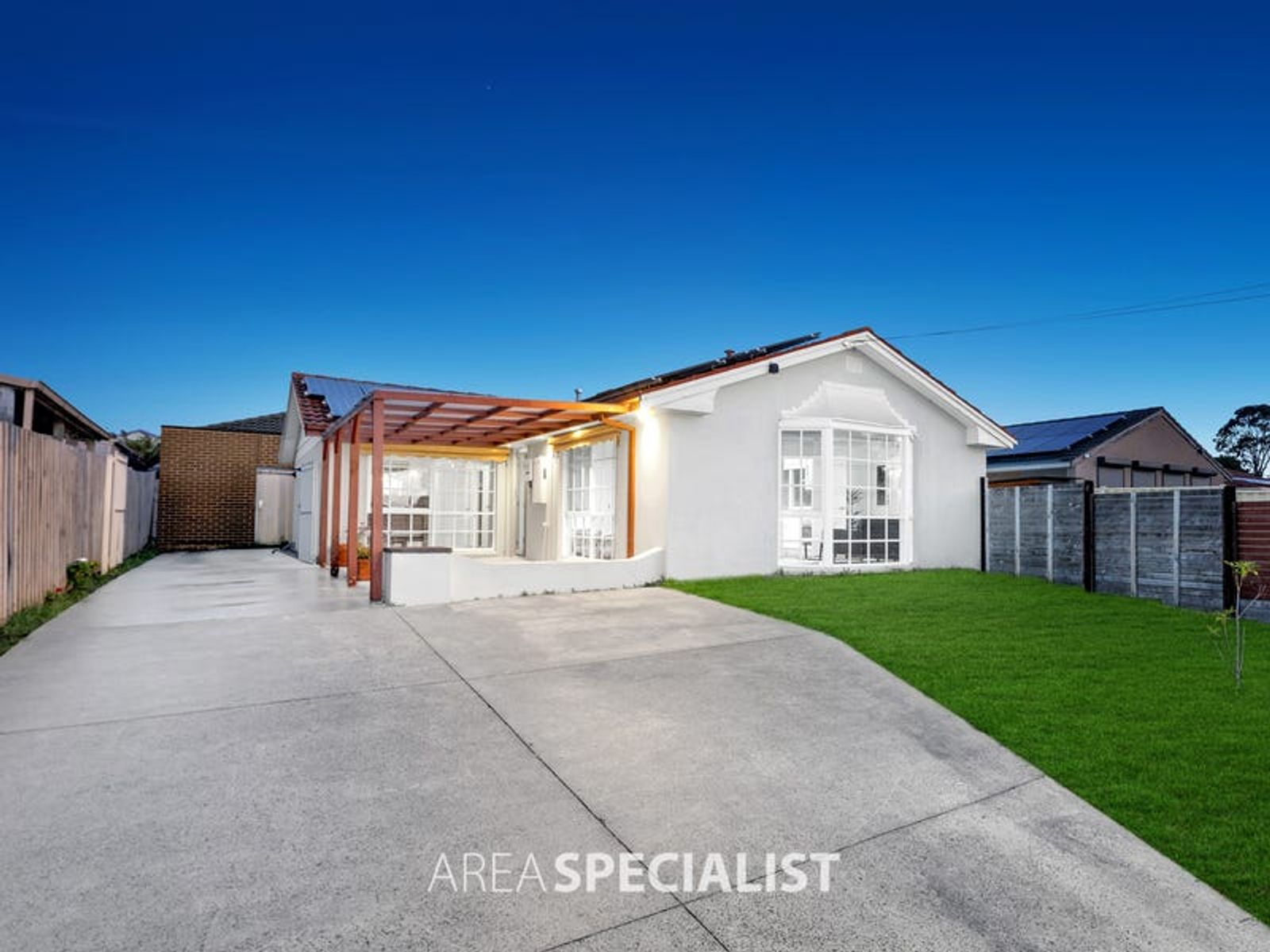 4 Sinclair Court, Hampton Park, VIC 3976