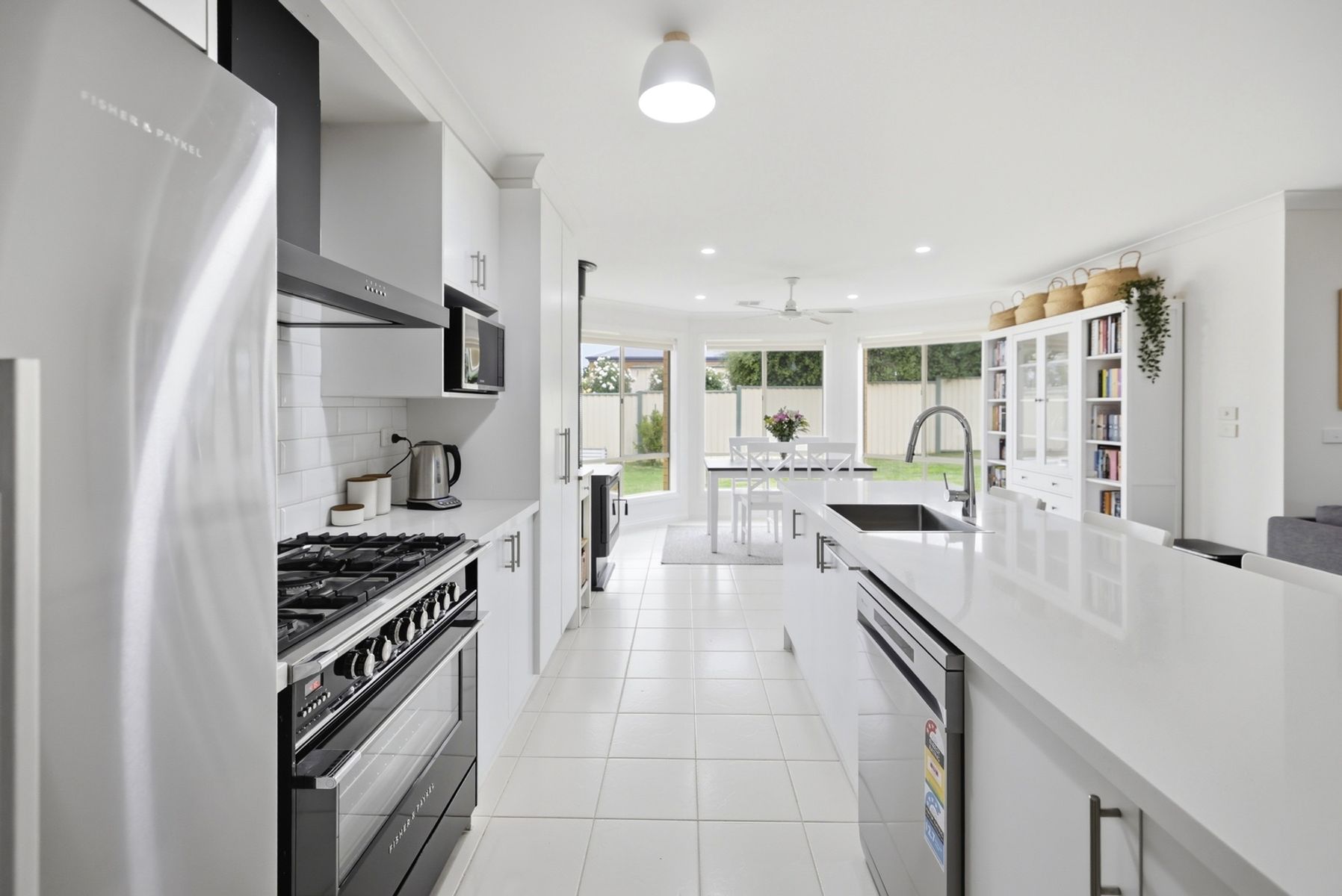 16 Maddison Circuit, Darley VIC 3340, Darley - Thumbnail 2