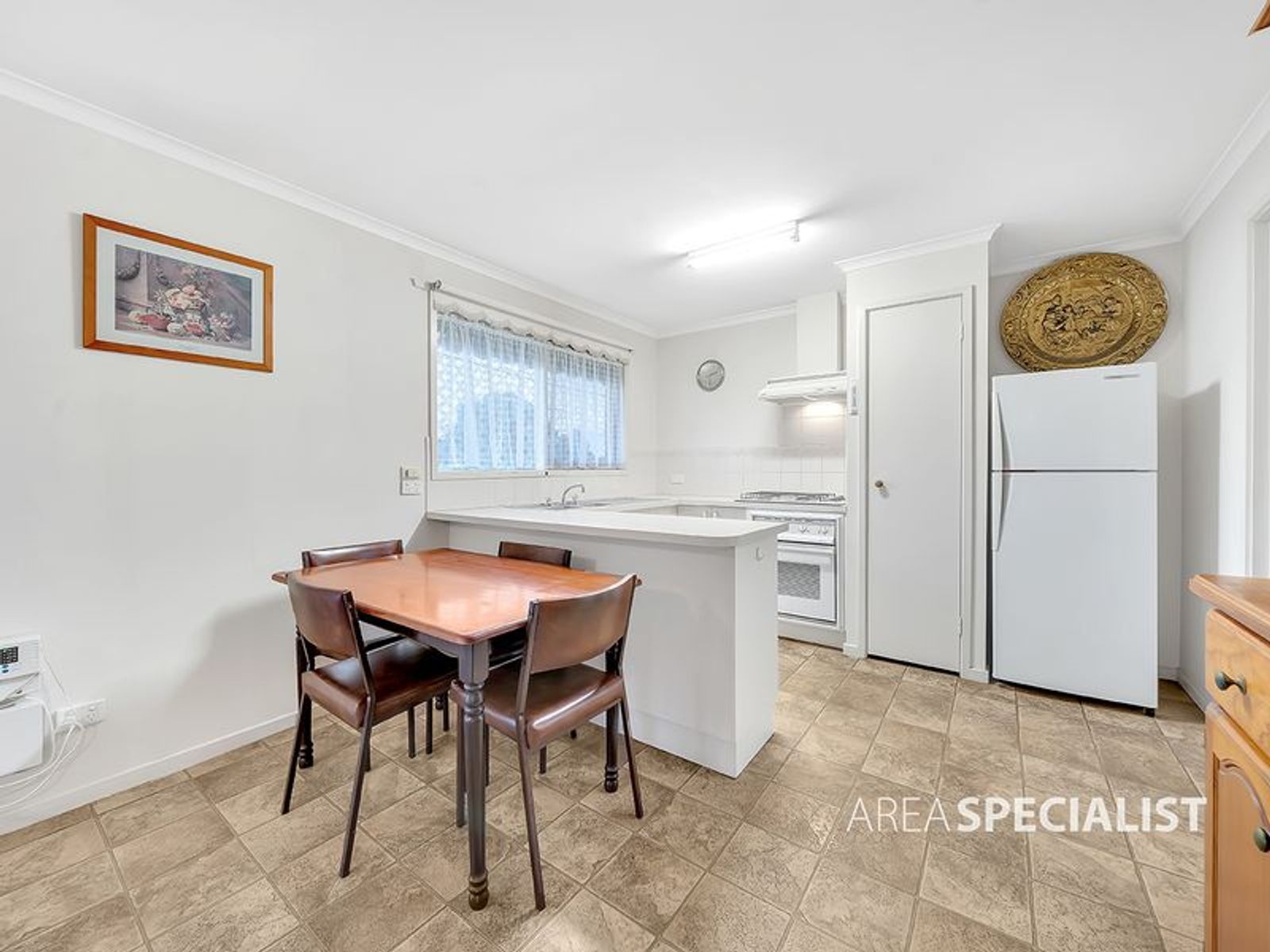 2/31 Willora Crescent, Cranbourne West, VIC 3977, Cranbourne West - Thumbnail 2