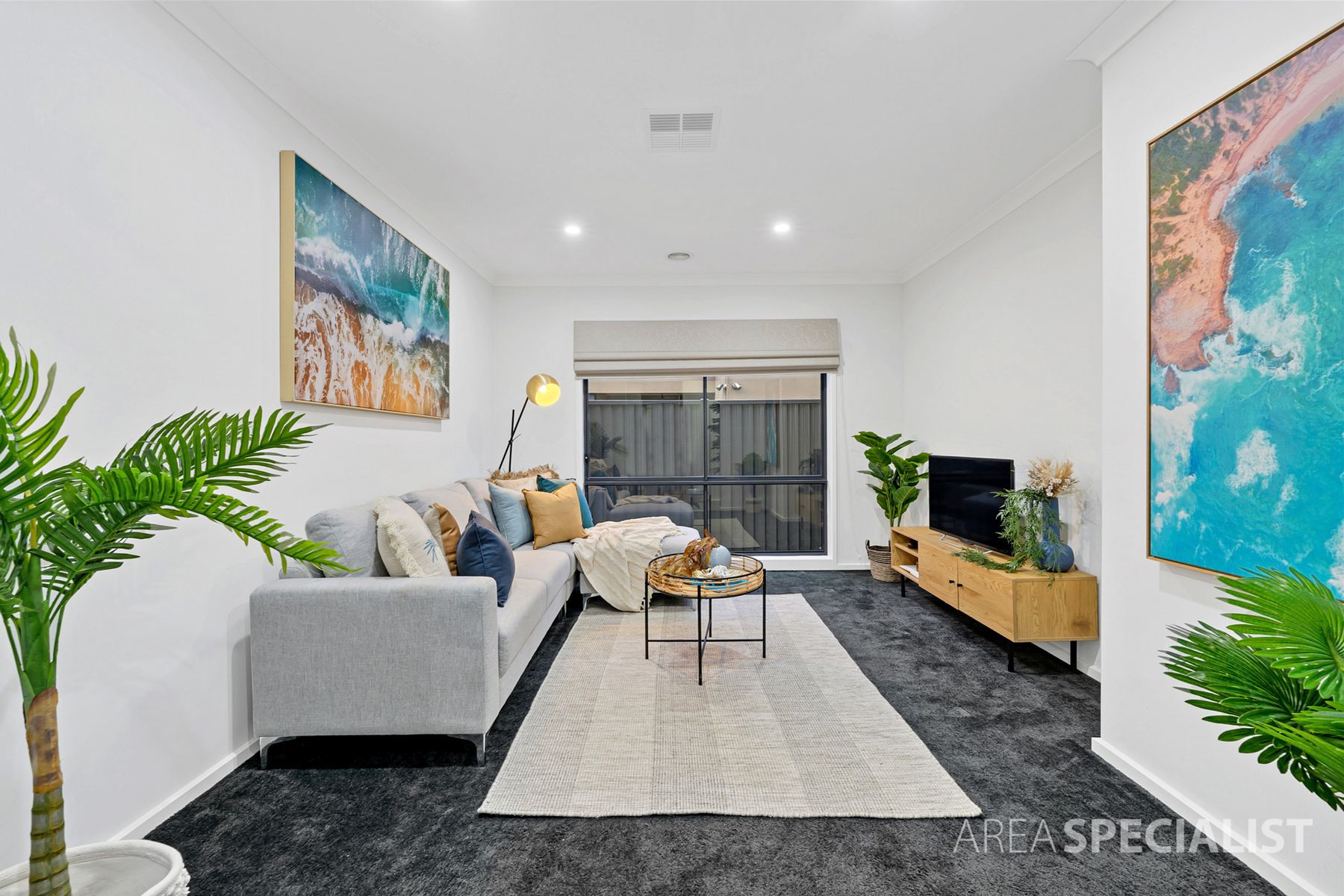 4 Hammersmith Way, Cranbourne East, VIC 3977, Cranbourne East - Thumbnail 2