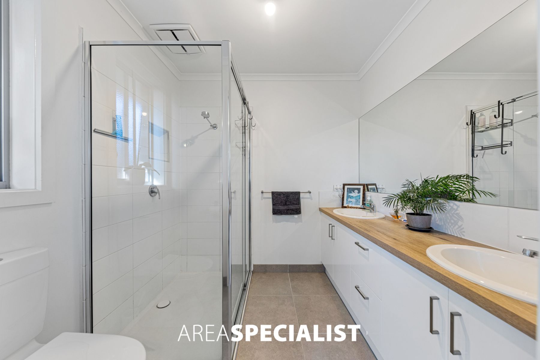 15A Henry Street, Koo Wee Rup, VIC 3981, Koo Wee Rup - Thumbnail 8
