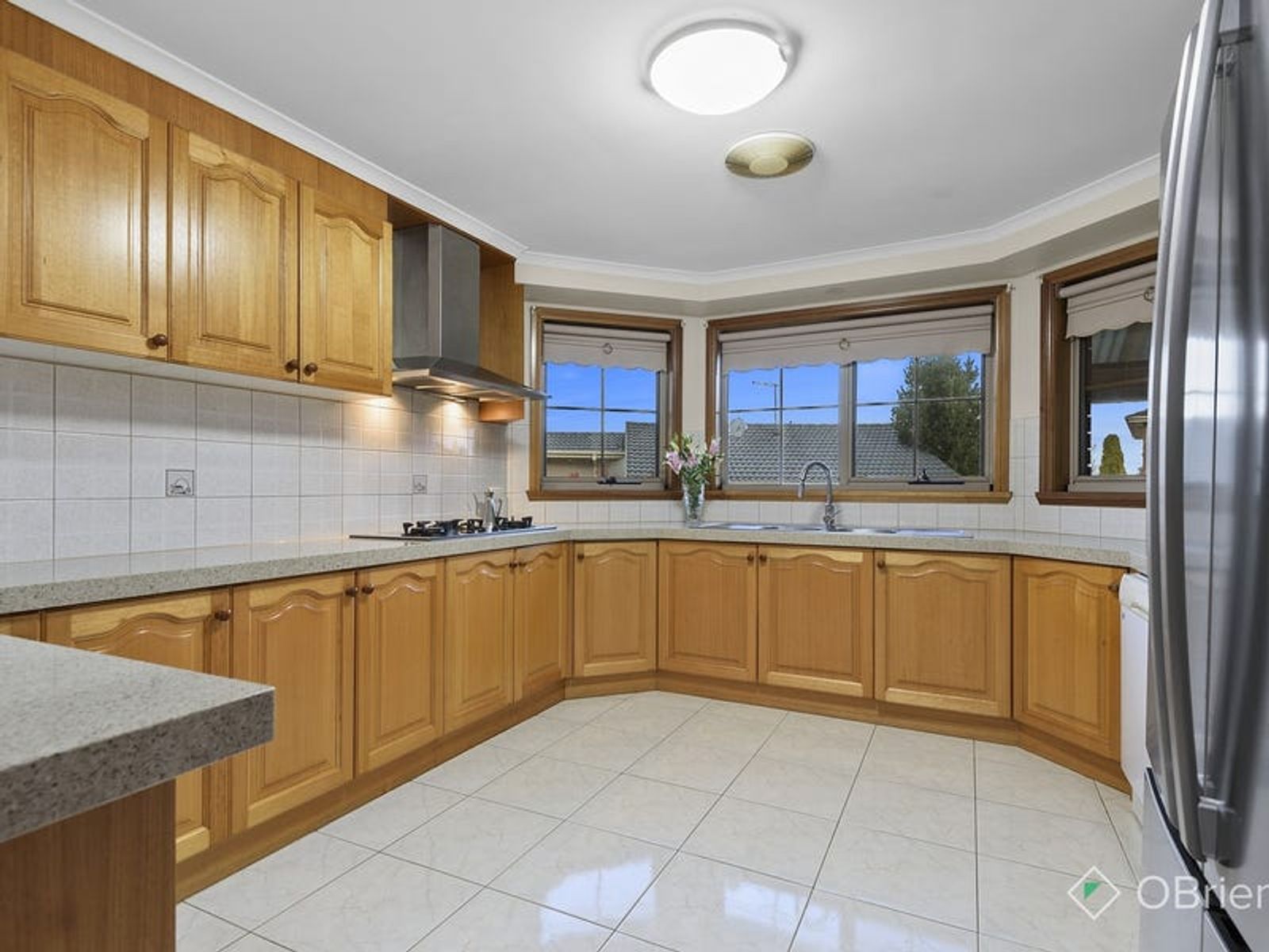 5 Milburn Court, Endeavour Hills, VIC 3802, Endeavour Hills - Thumbnail 3