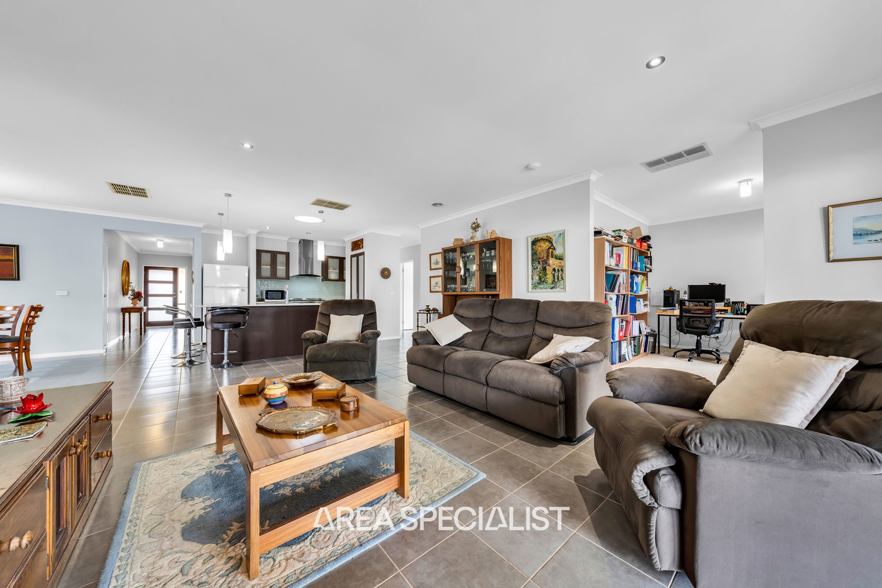 7 Ferndown Drive, Cranbourne, VIC 3977, Cranbourne - Thumbnail 3