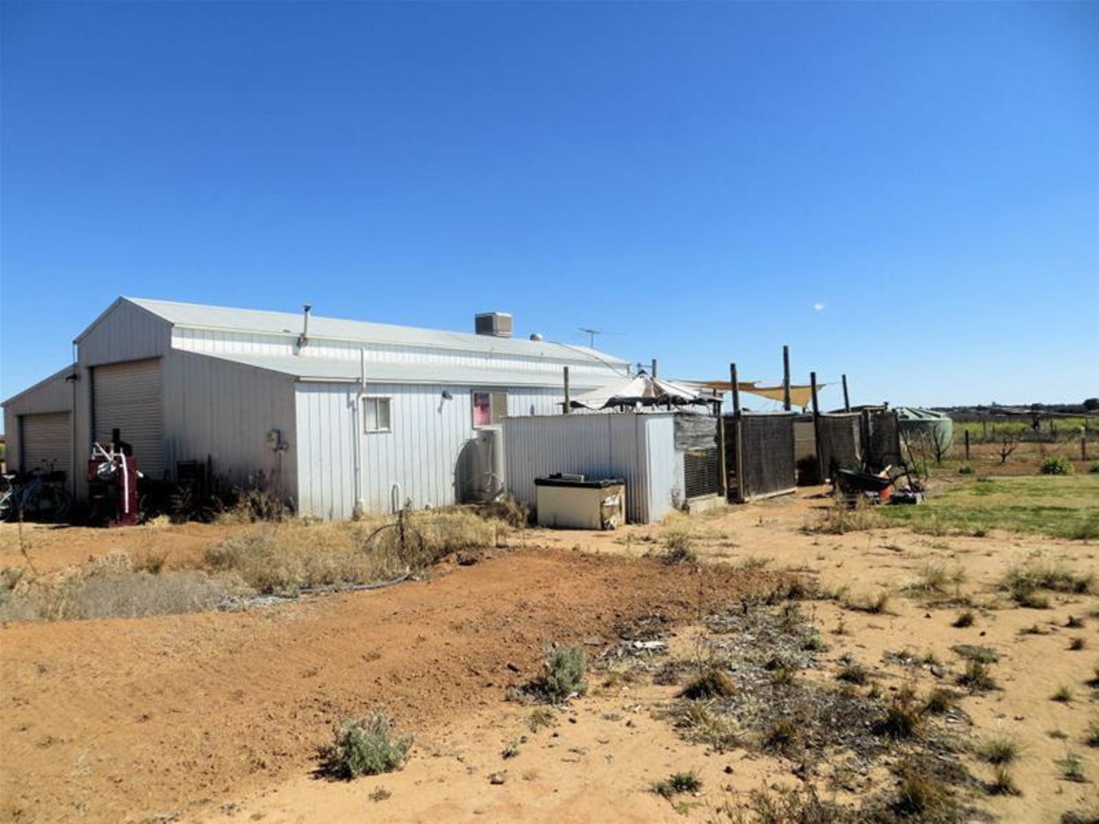 539 River Avenue, Birdwoodton - Thumbnail 2