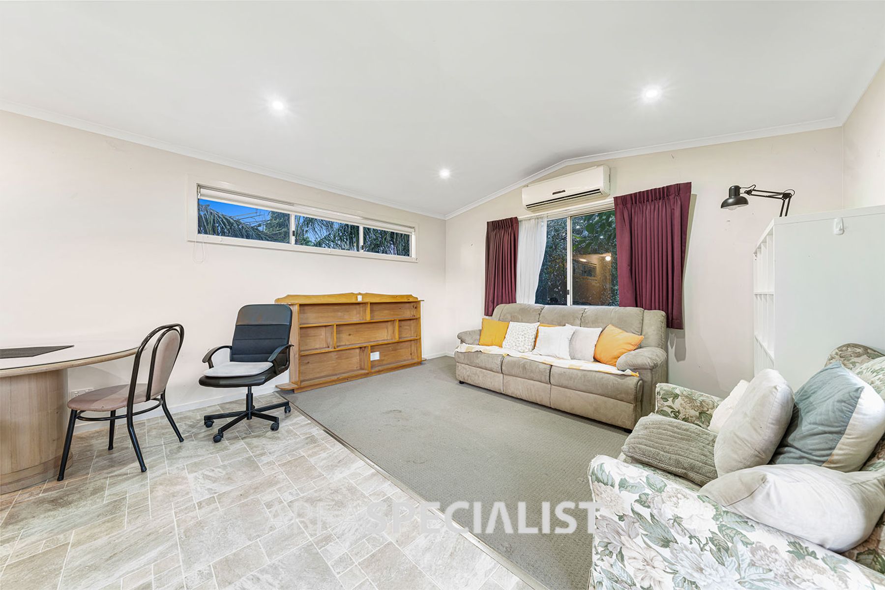 24 Gandin Court, Hampton Park, VIC 3976, Hampton Park - Thumbnail 2