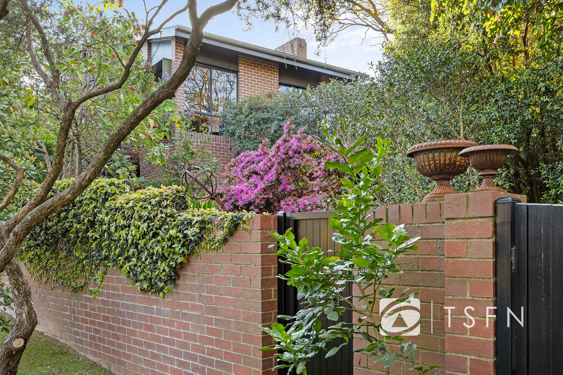 7 Ruth Street, Golden Square - Image 1