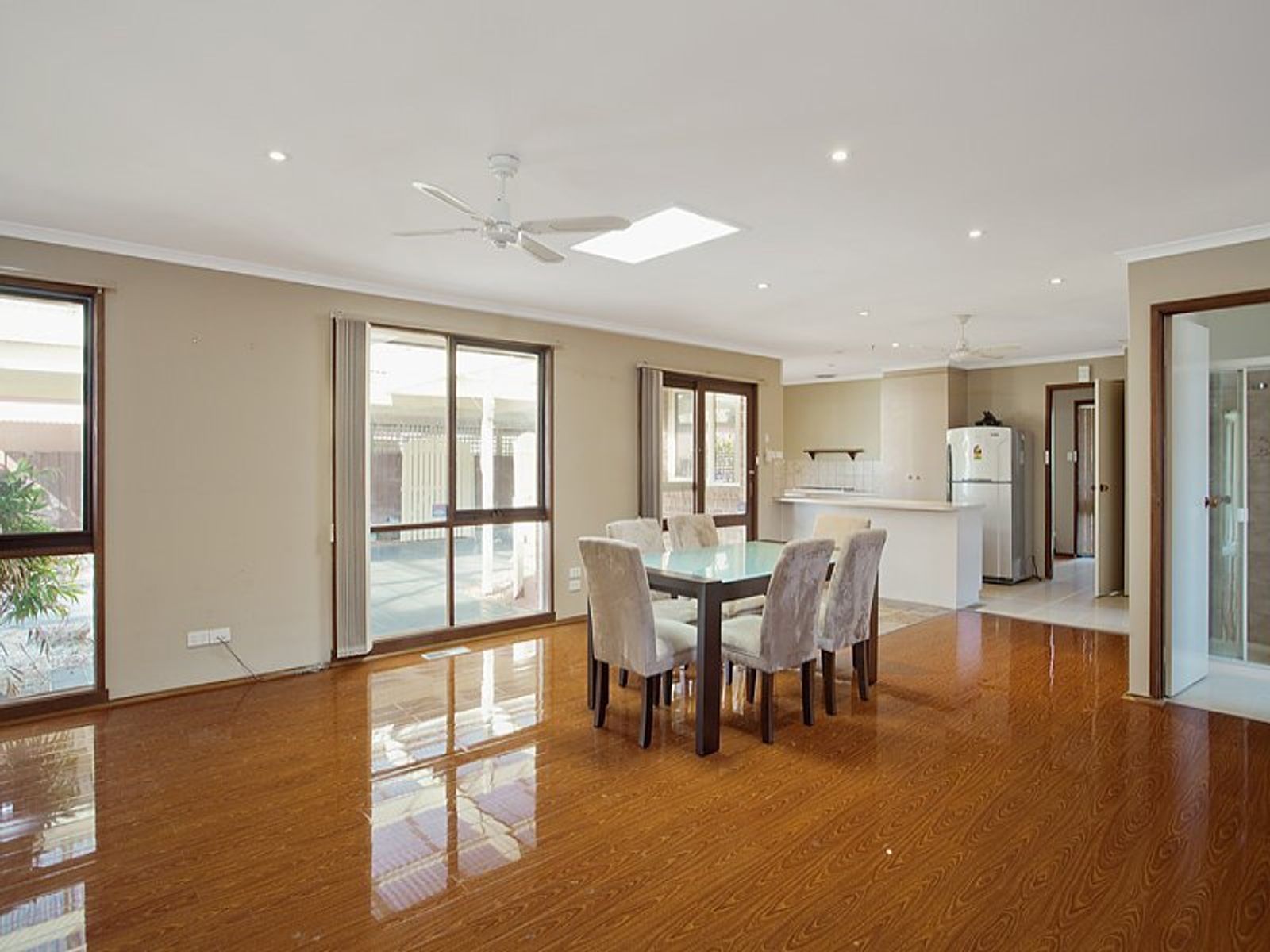 33 Thornbill Drive, Carrum Downs, VIC 3201, Contact Agent - Thumbnail 3