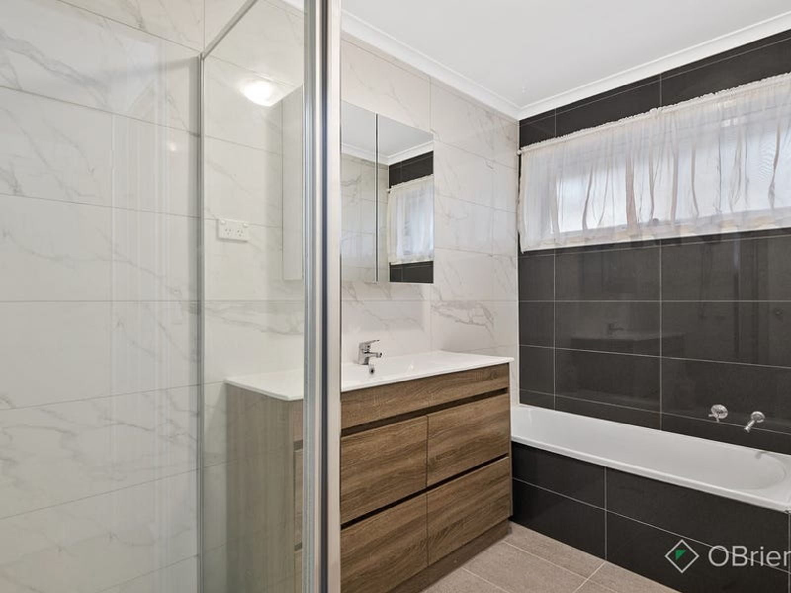 1 Plumpton Court, Endeavour Hills, VIC 3802, Endeavour Hills - Thumbnail 5