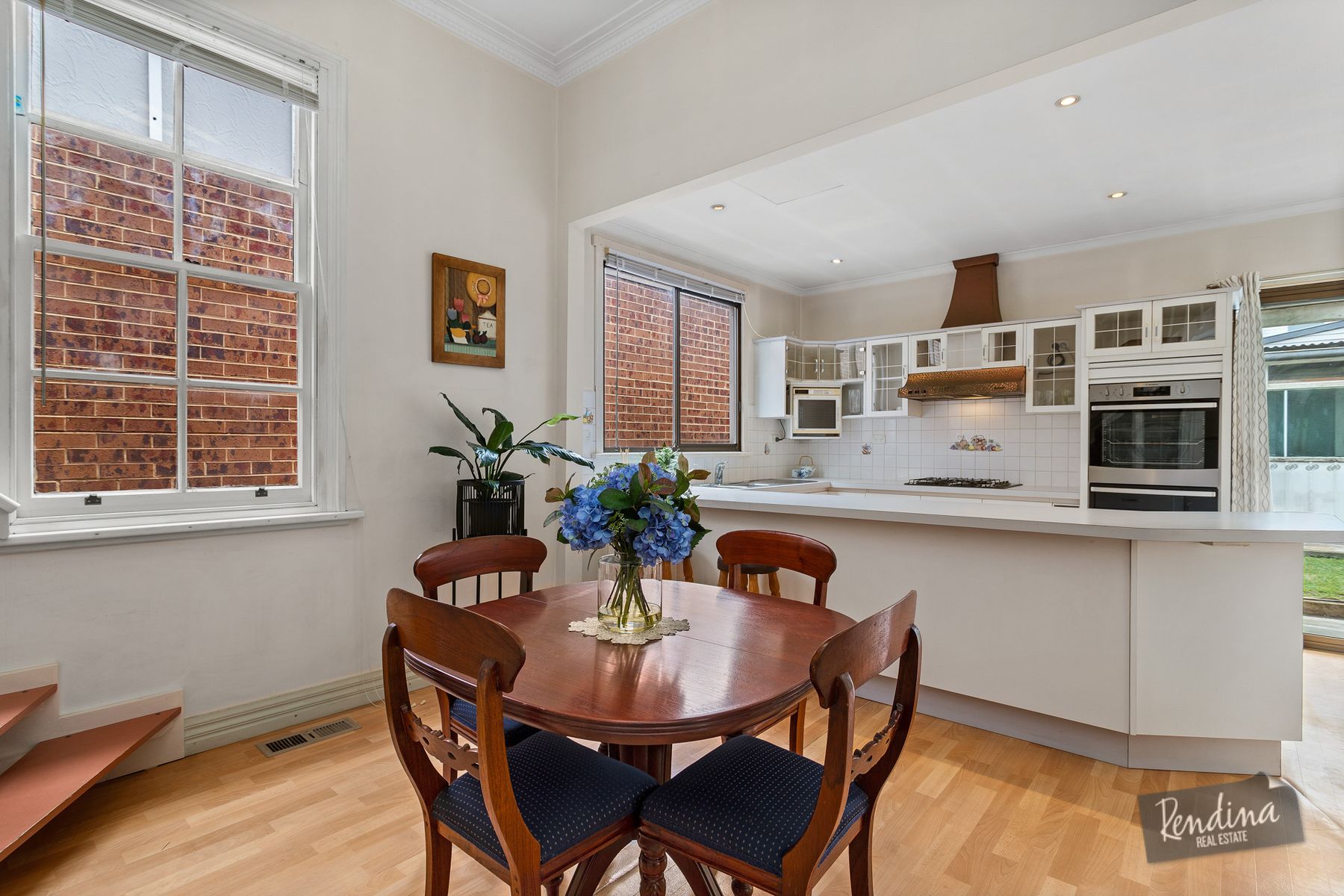 122 Holmes Road, Moonee Ponds - Thumbnail 4