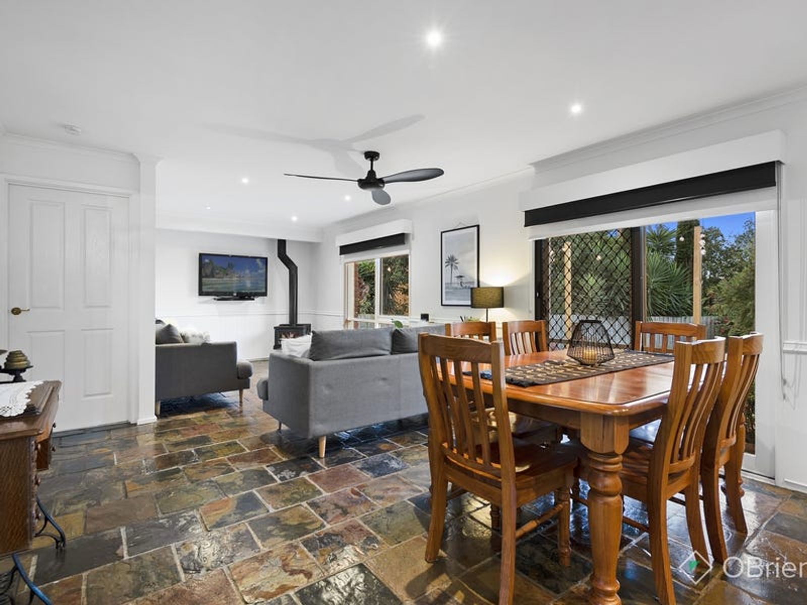 7 Rokewood Court, Endeavour Hills, VIC 3802, Endeavour Hills - Thumbnail 3